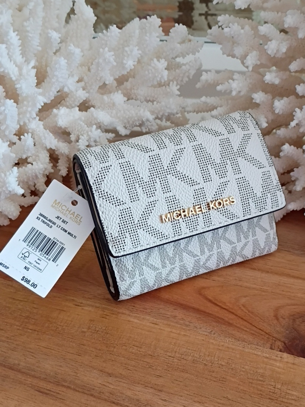 Michael Kors 🔥 NWT 🔥 Jet Set Vanilla Leather Coin Wallet Trifold Wallet